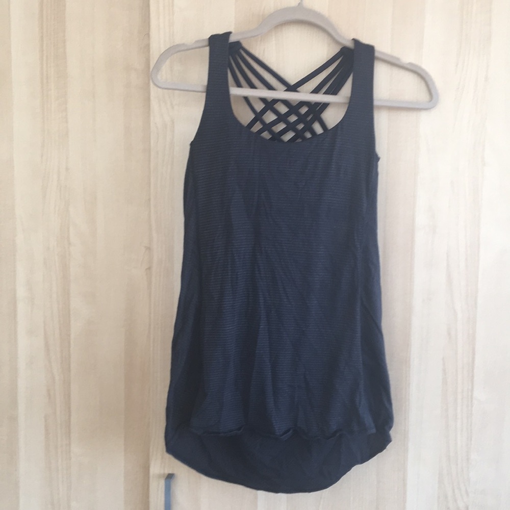 Lululemon tank top size 4